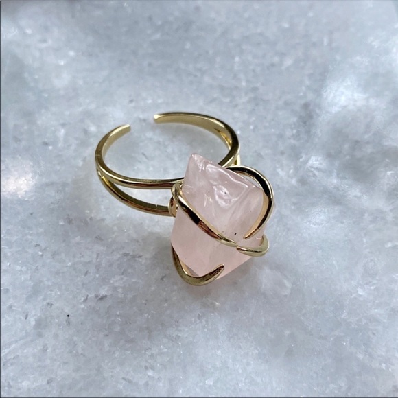 Raw Rose Quartz Ring - Picture 2 of 12